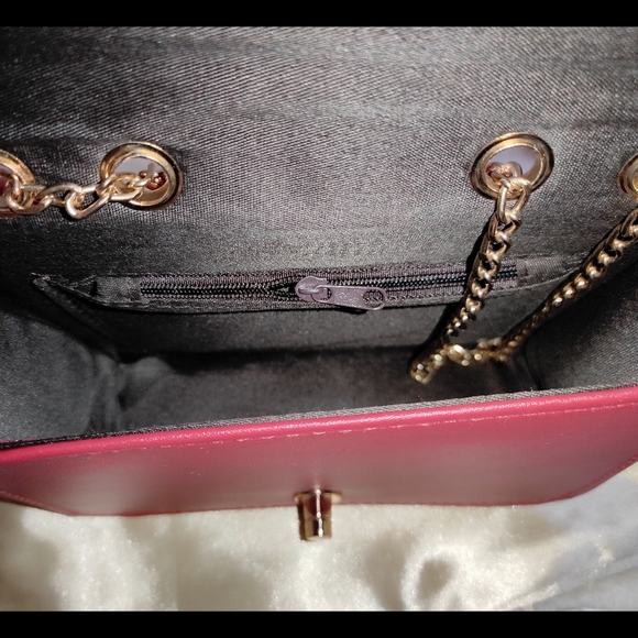 Red Bag (2 in 1 ) New with dustbag - Picture 11 of 16